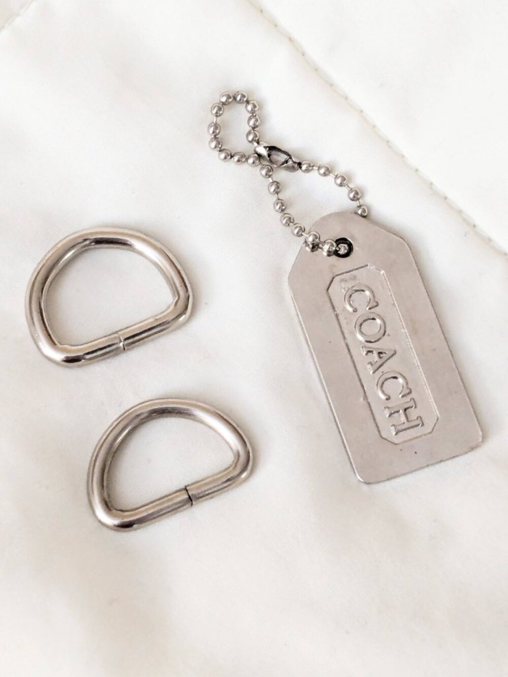 Vintage Coach Replacement Parts Silver Metal Hangtag Hang Tag Ball Chain D-Rings - Picture 4 of 4